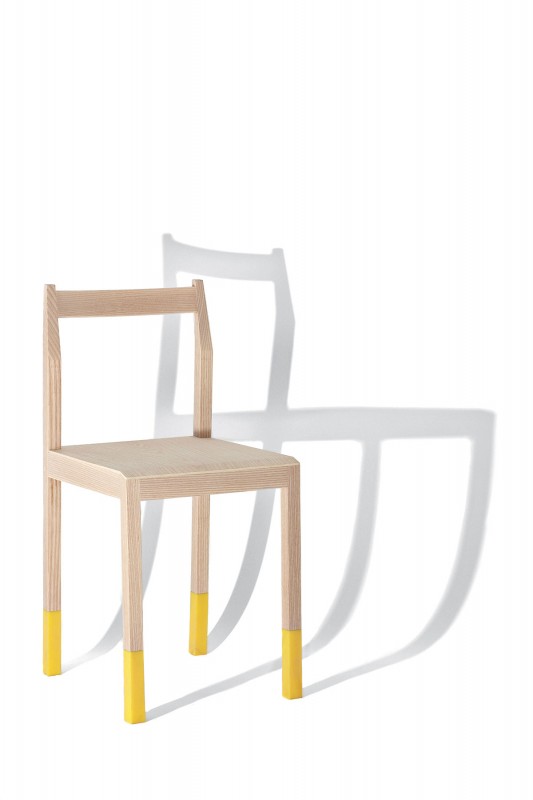 2009 
Chair; ash; rubber 
70 x 50 x 40 cm 
Made by master cabinet maker Kjeldtoft Snedkerier 
Limited edition of 20 pieces in ash