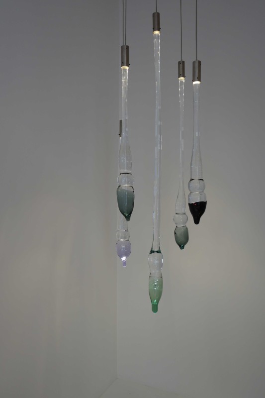2010
Solid glass, LED, metal
Various dimensions
Unique pieces