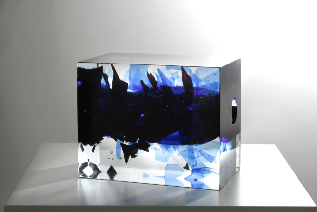 2016
Hand blown Glass
24,5 x 19,5 x 19,5 cm 
Unique Piece