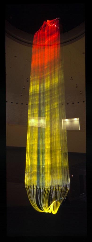 2012
Weaving in optic fibers, light monitors. Unique piece made for the 21c Museum, Cincinatti USA