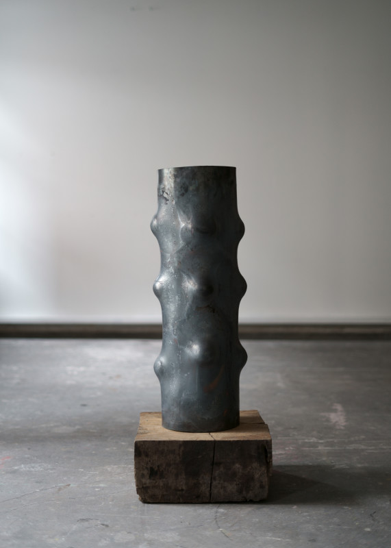 2018
Sculpture
Steel tube 
90 x 21 cm