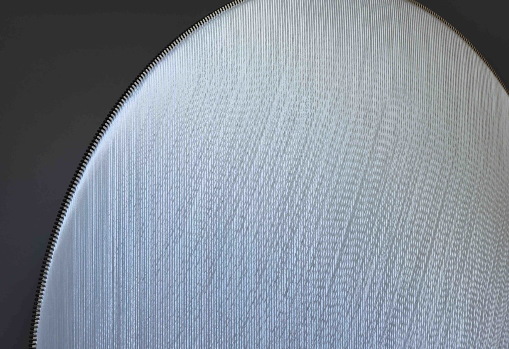 2019
Polyester thread, birchwood, polyester textile, glass wool
200 x 200 cm