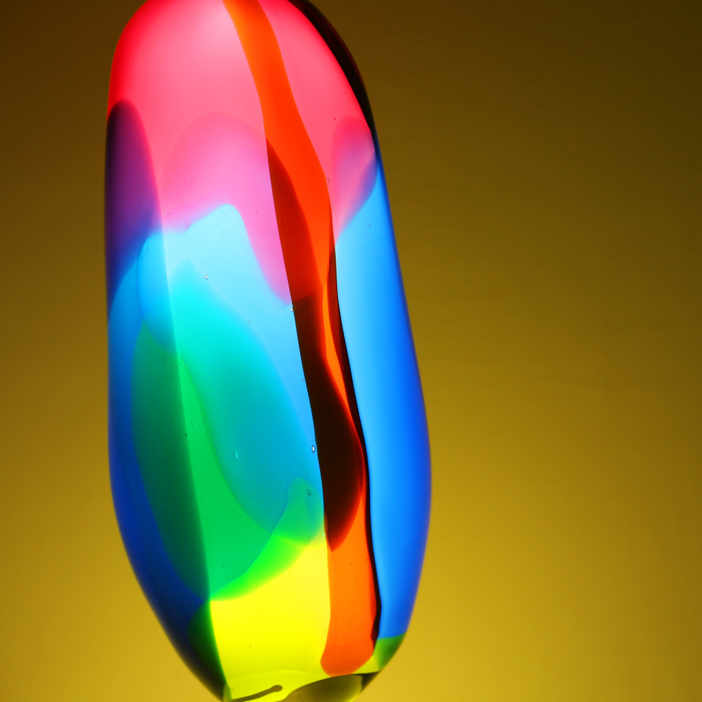 2019
Glass, natural stone, aluminium, acrylic, silicone, LED
Height: 160 cm
Unique piece