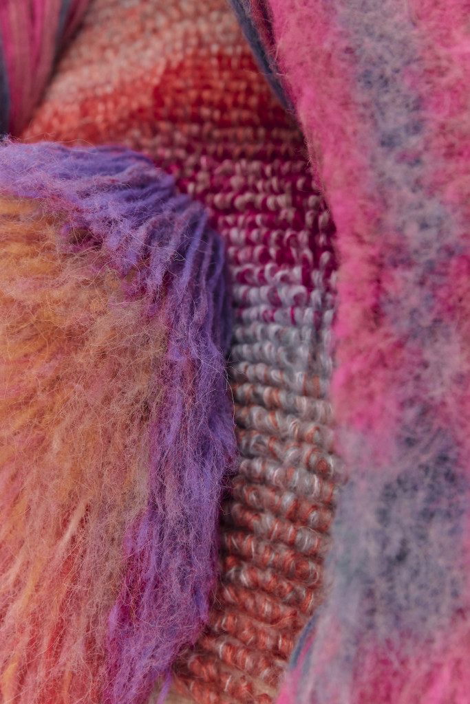 2023
Icelandic wool, merino wool, Italian mohair, Shetland wool, Swedish cotton warp
213 x 90 x 26 cm
Unique piece