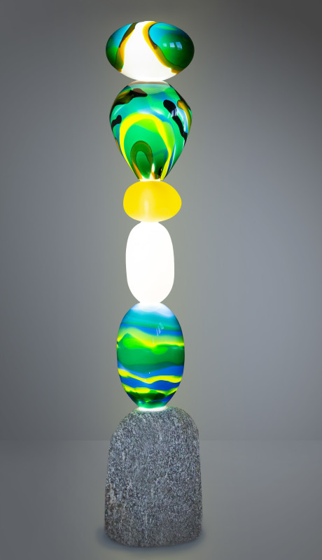2023
Glass, natural stone, aluminium, acrylic, silicone, LED, dimmer
Height: 139 cm
Unique piece